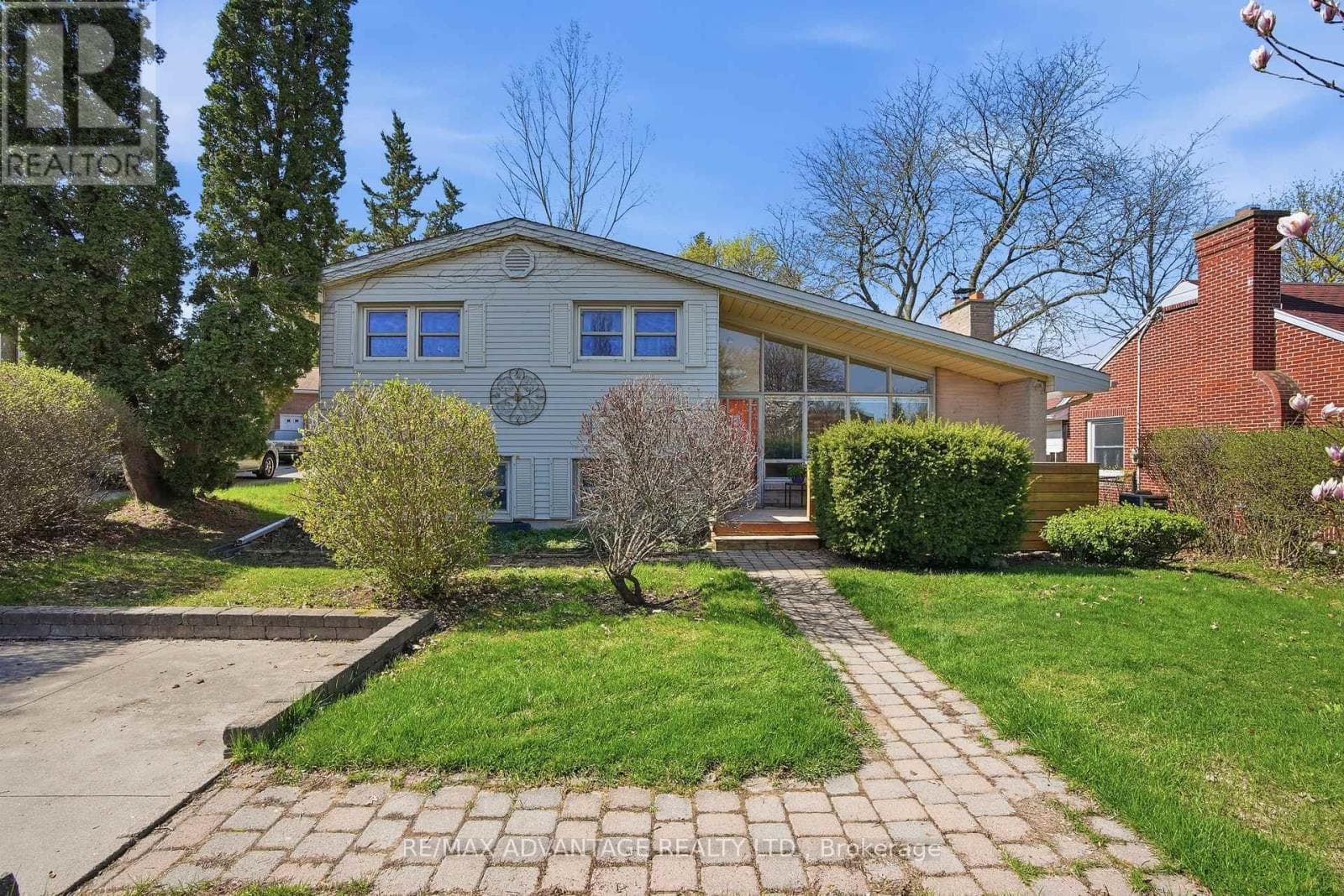 2 bed 2 bath single family at 5 MOUNTSFIELD DRIVE — $599,000