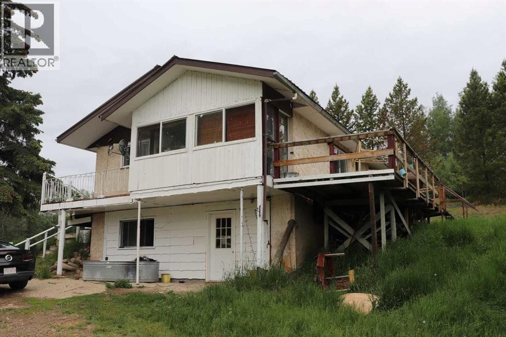 3 bed 2 bath single family at 53508 Range Road 102A — $369,500