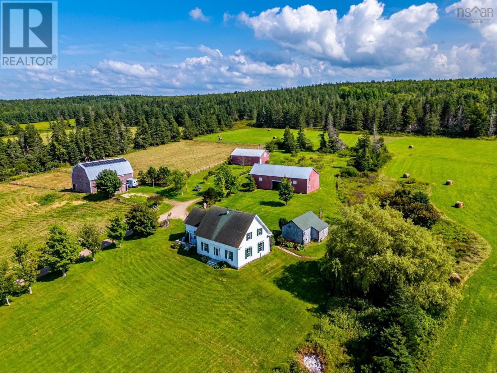 4 bed 3 bath single family at 9262 St Croix Cove Road — $638,000