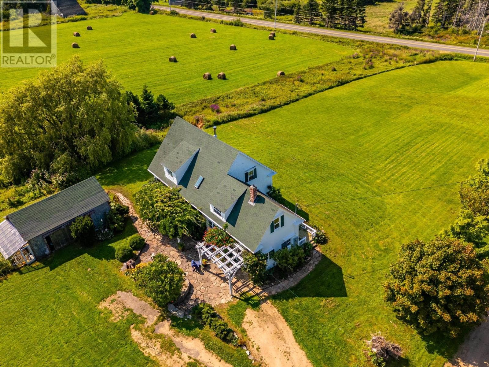 9262 St Croix Cove Road photo 3