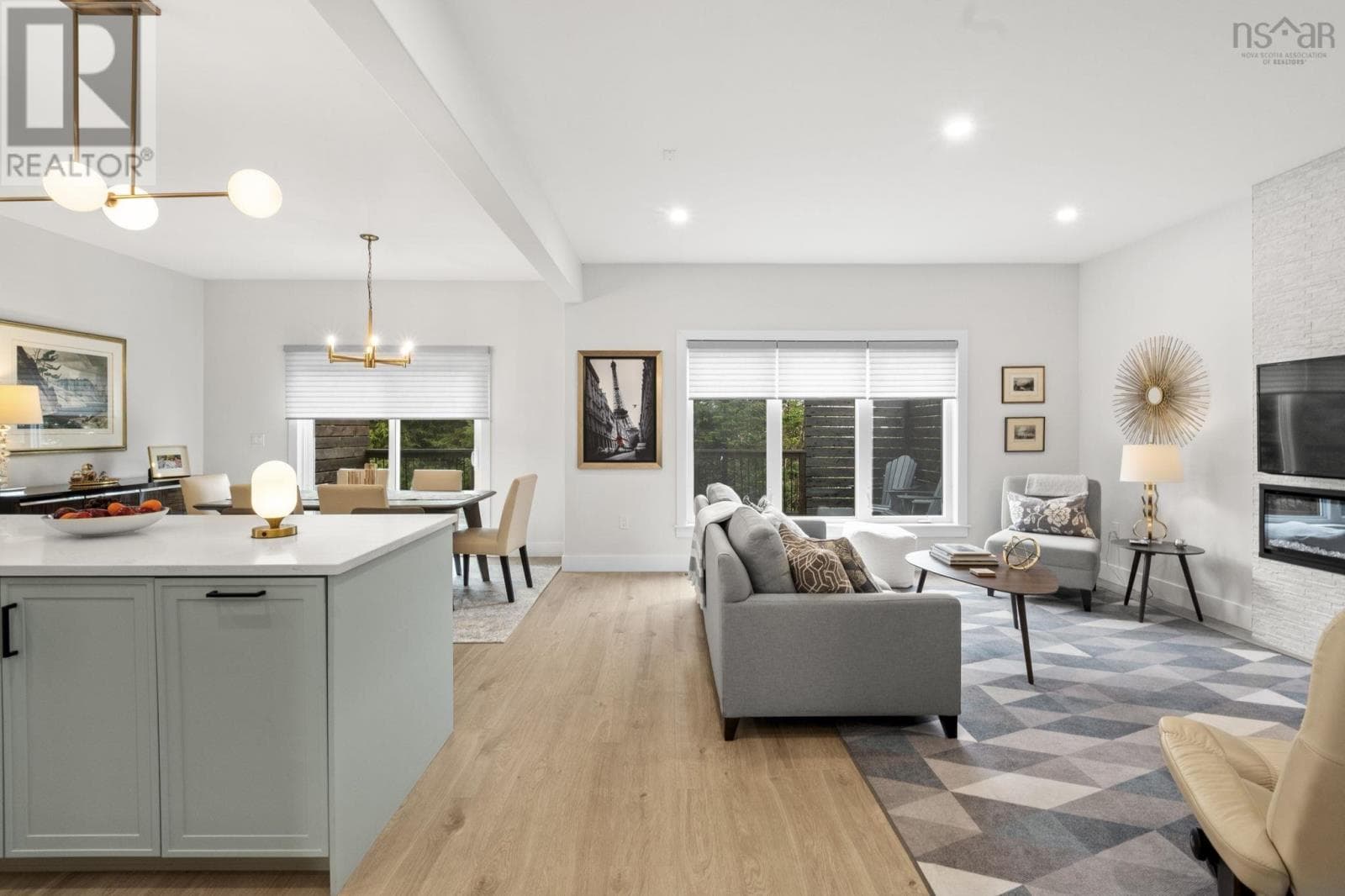 23 Merlot Court photo 4