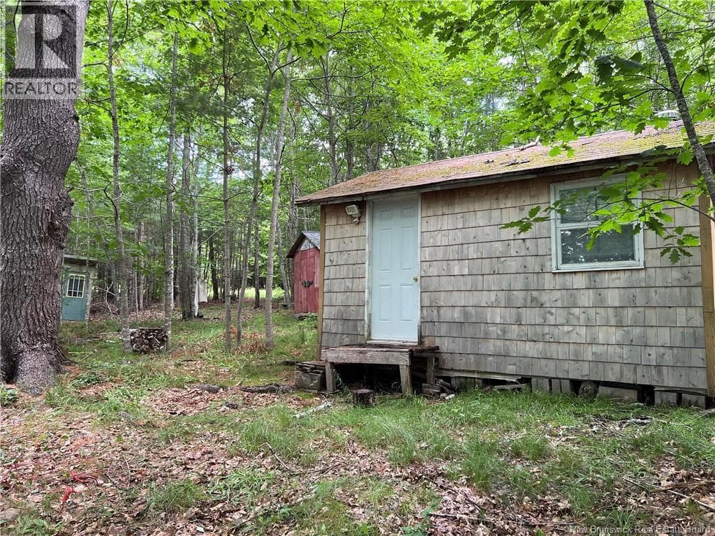 Vacant lot Lakeview Road photo 2