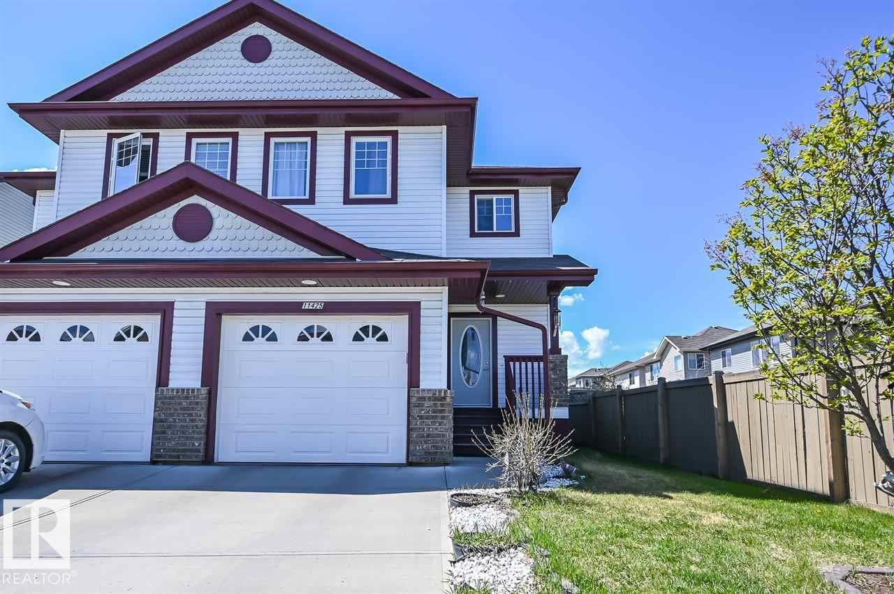 11425 14 AV SW photo 2