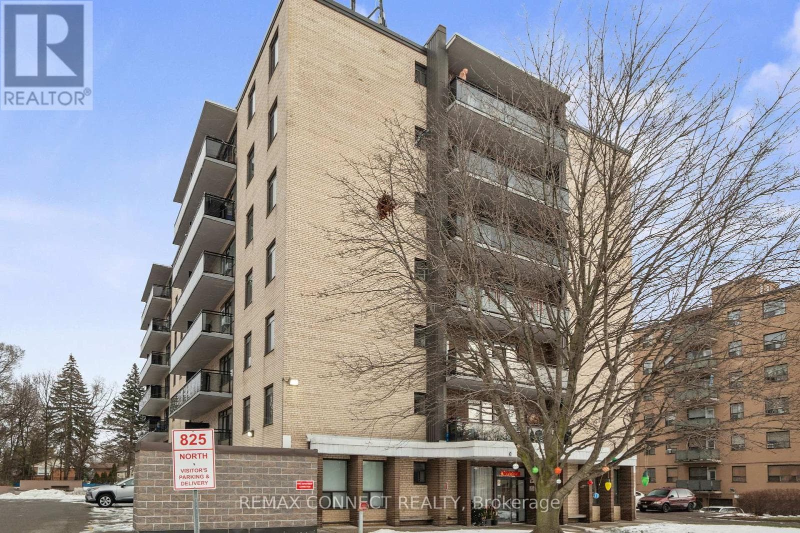 2 bed 1 bath single family at 506 - 825 KENNEDY ROAD — $325,000