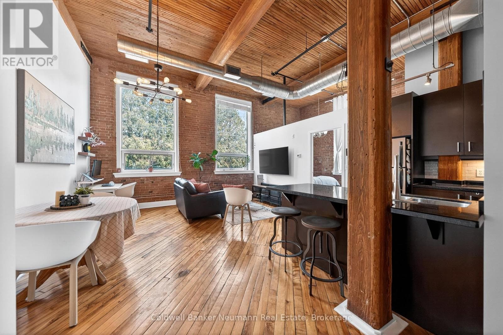 1 bed 1 bath single family at 129 - 26 ONTARIO STREET — $394,900