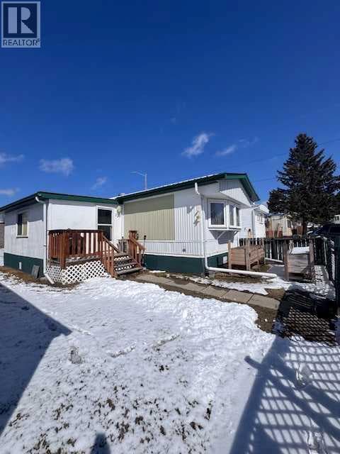 22, 5411 50 Avenue photo 2