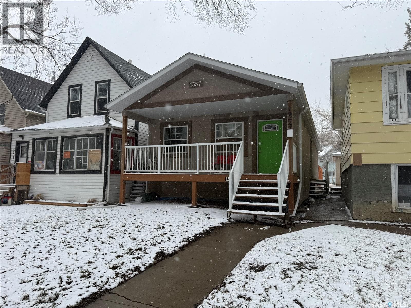 1357 Rae STREET — photo 2
