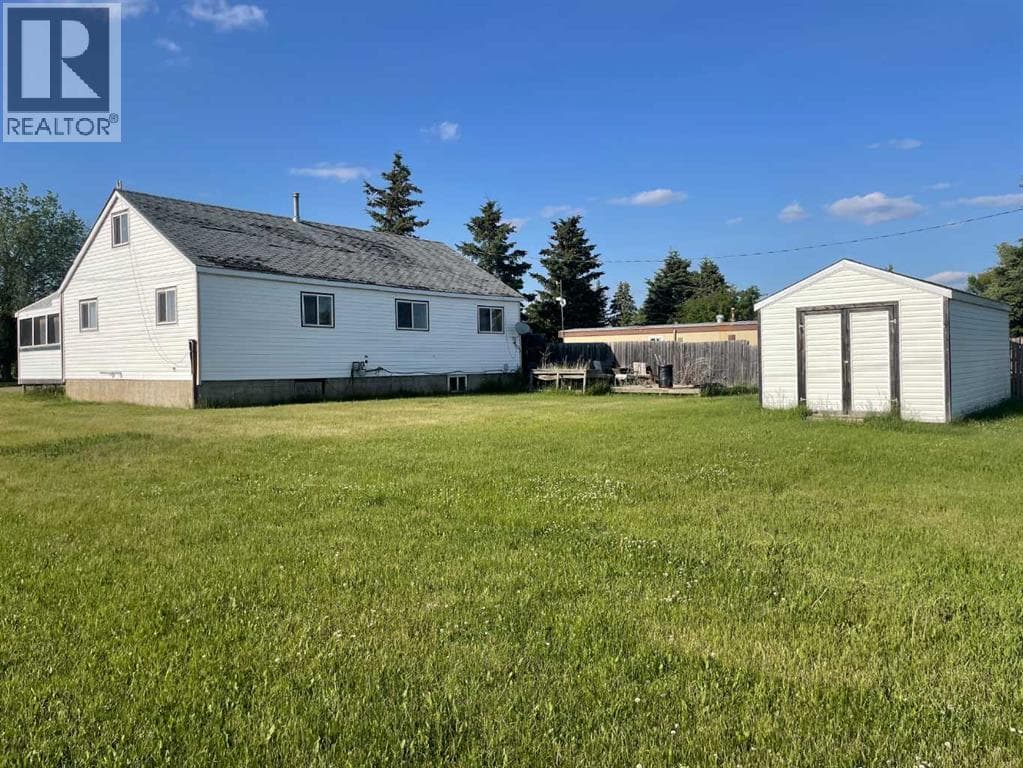 6 bed 2 bath single family at 1023 2nd — $99,000