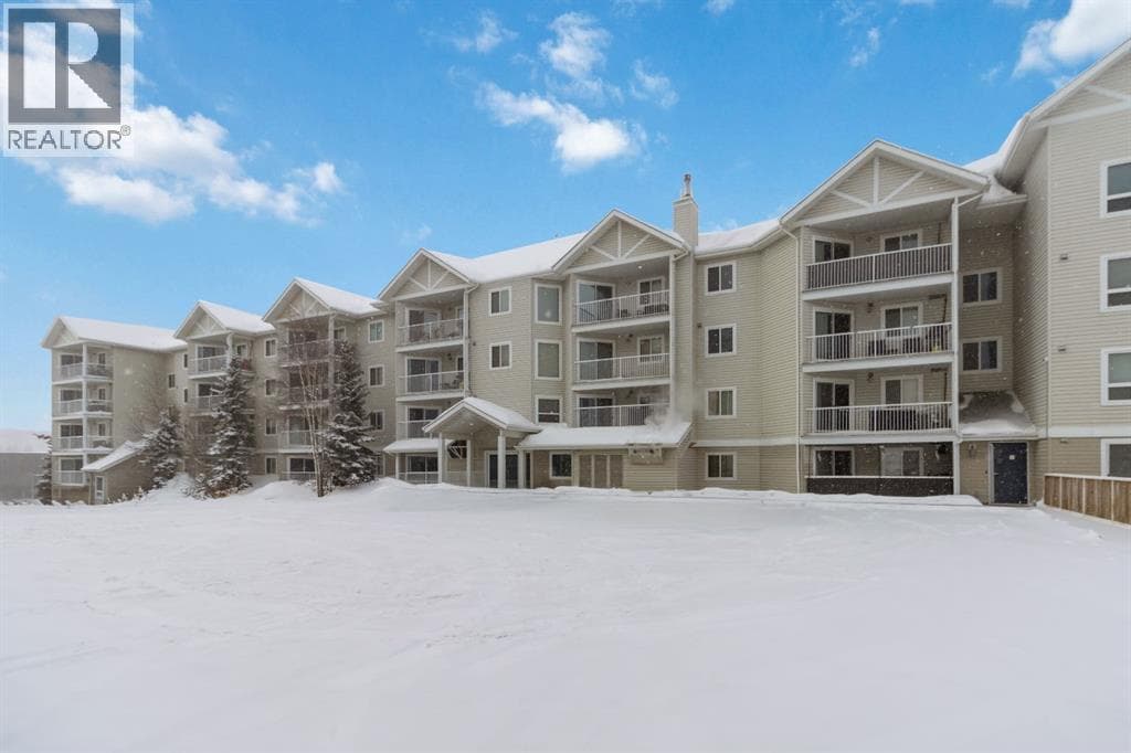 2415, 38 Riedel Street photo 2