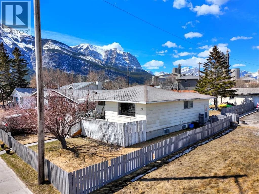 23 Mt Allen Drive photo 4