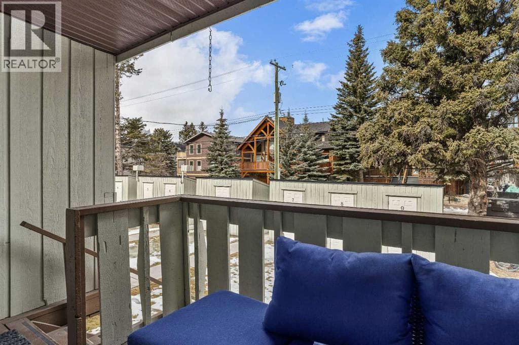 9, 630 3rd Street photo 5