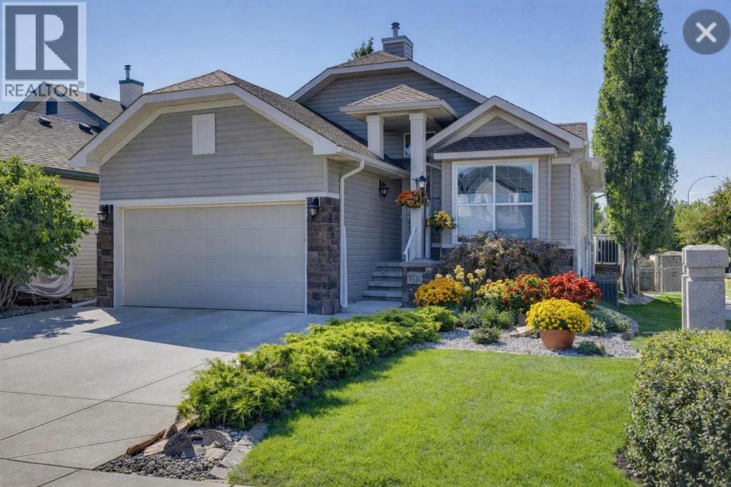 3 bed 3 bath single family at 701 Cimarron Close — $765,000