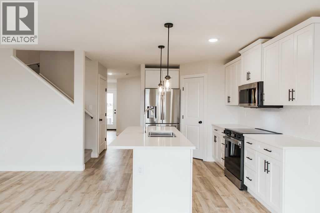 9560 114 Avenue photo 2