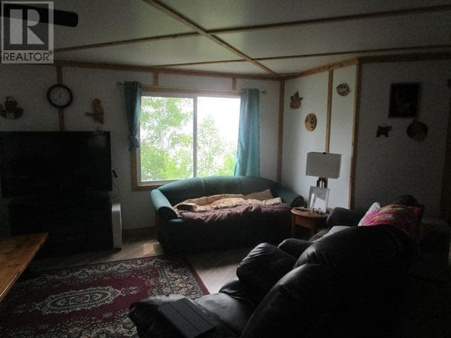 123 Camp Robinson RD photo 4