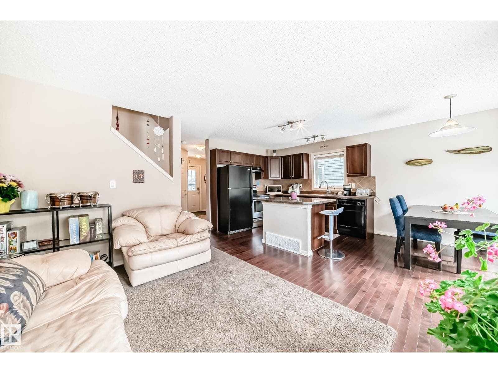 #13 1730 LEGER GATE NW photo 4