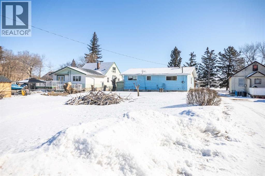 5514 49 Avenue photo 3