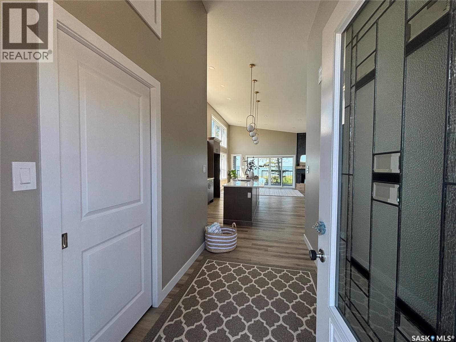 1119 Birchwood AVENUE photo 4