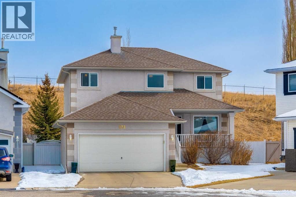 4 bed 4 bath single family at 331 Sierra Madre Court SW — $999,000