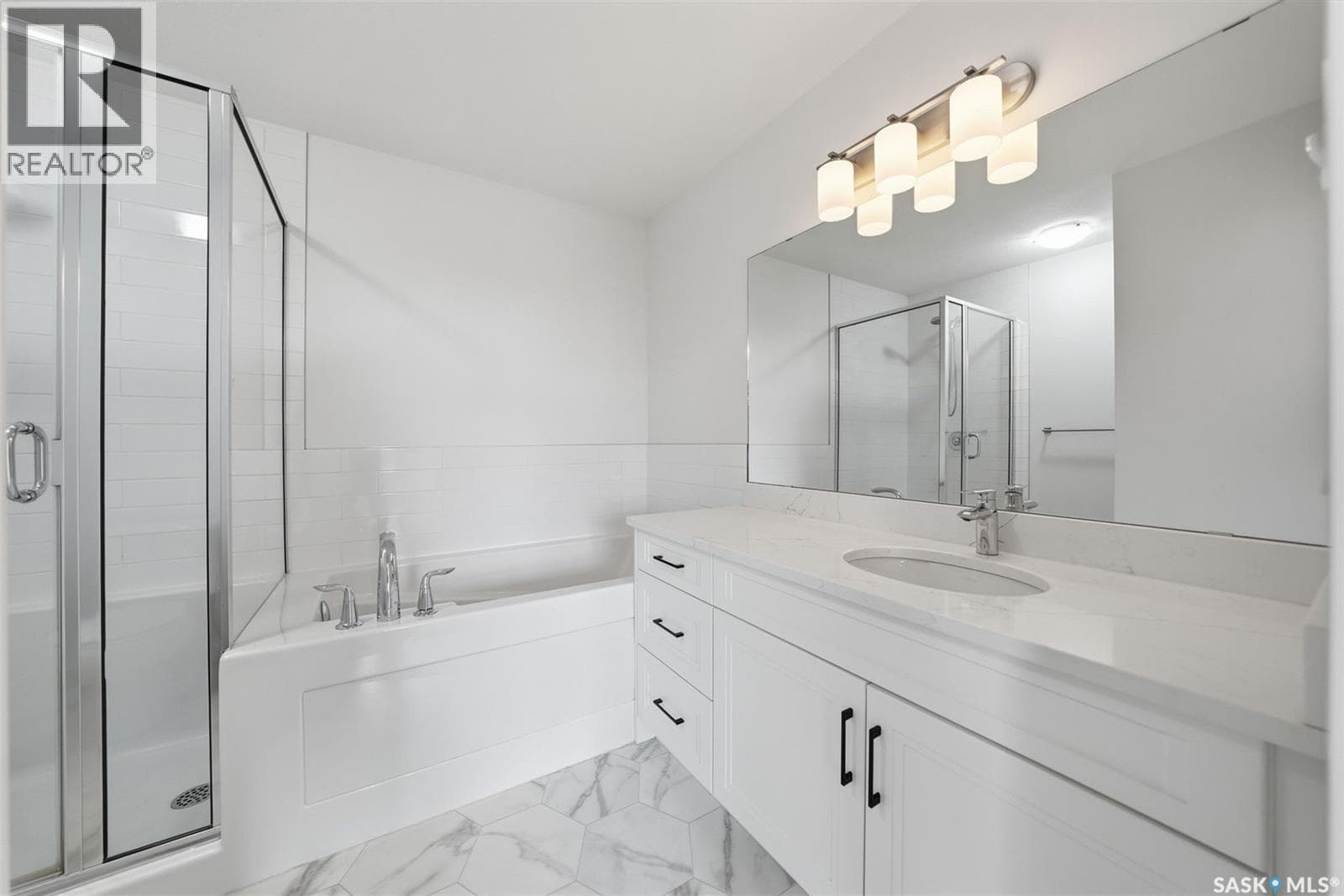 830 Kensington BOULEVARD — photo 5