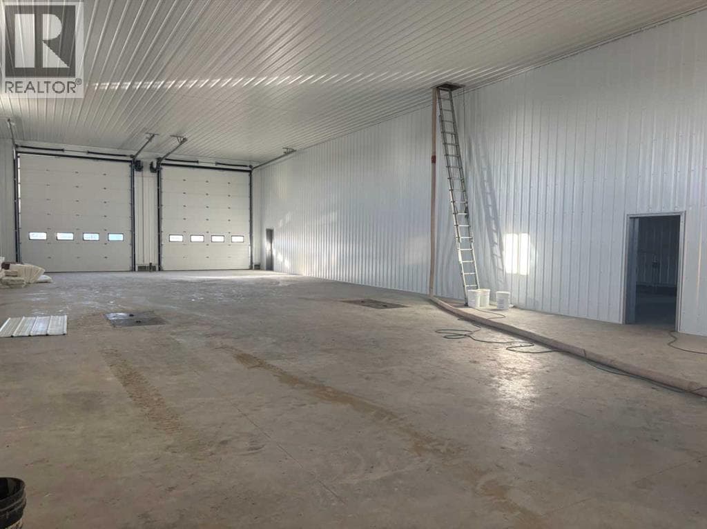 47017 21 Highway photo 5