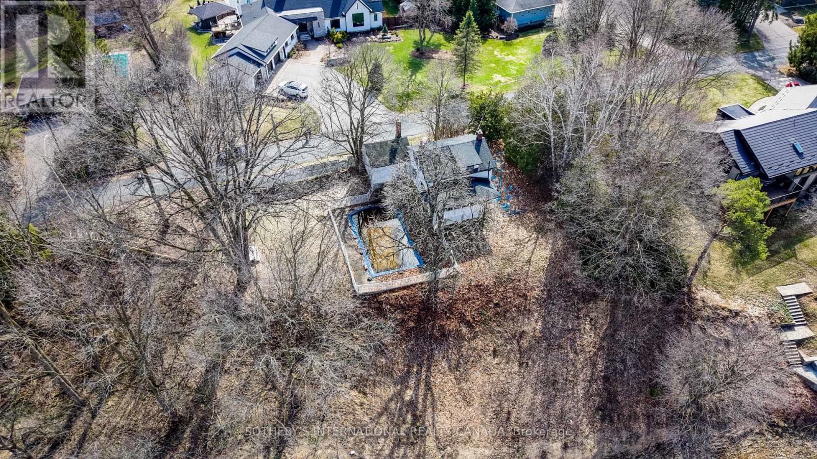 48 MISTY RIVER DRIVE photo 12