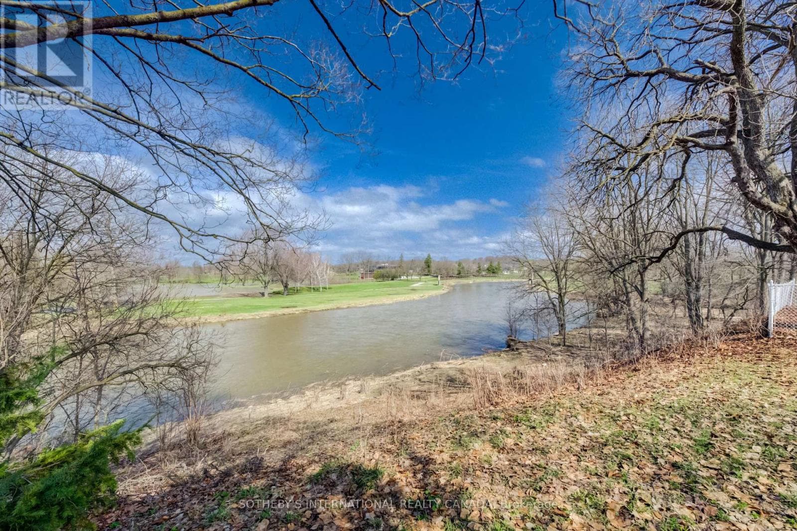 48 MISTY RIVER DRIVE photo 3