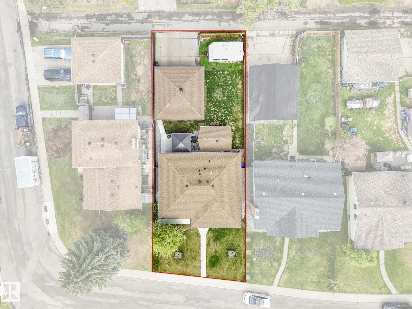 7120 39 AV NW — photo 5