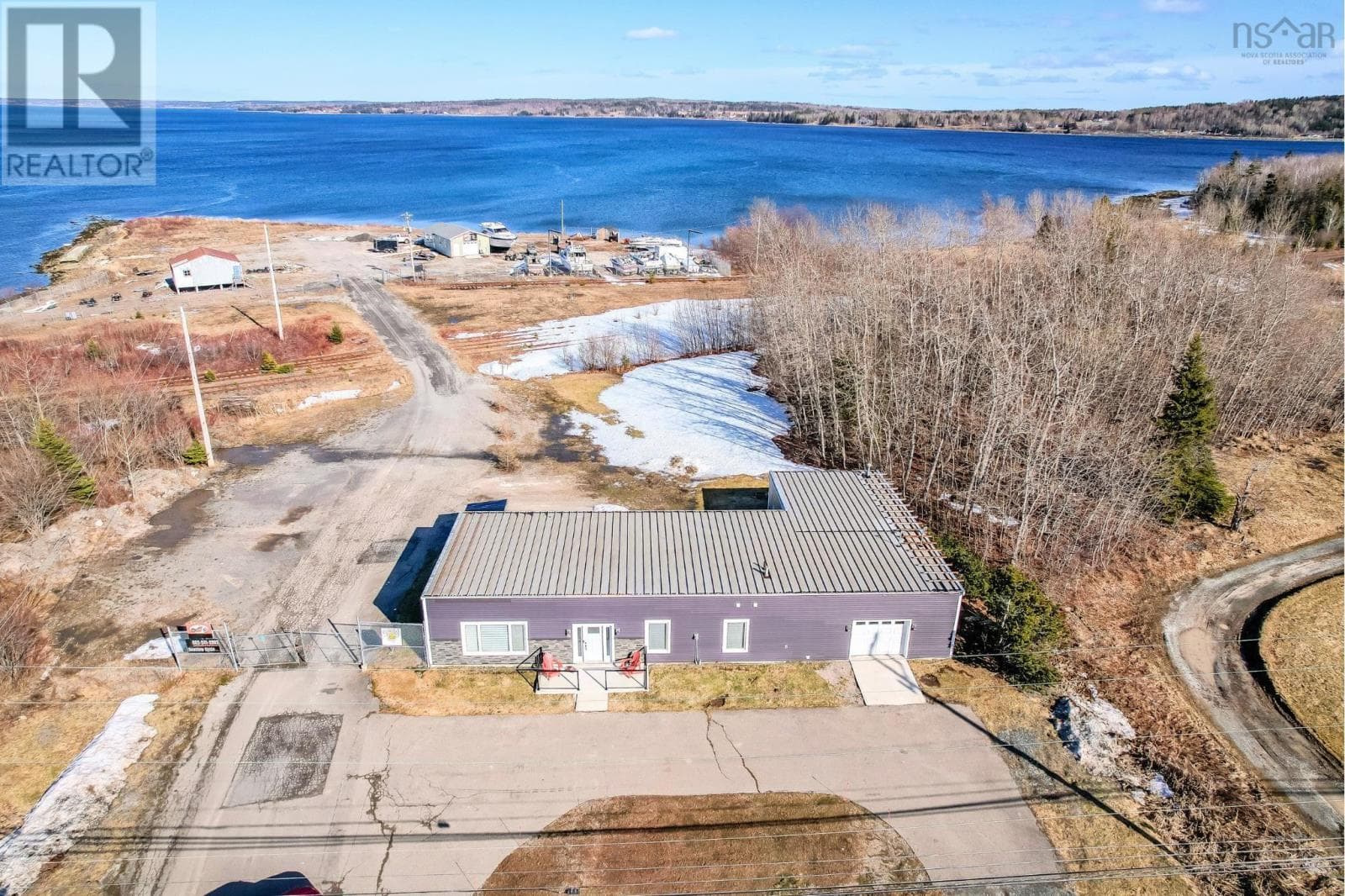 1526 Keltic Drive photo 2