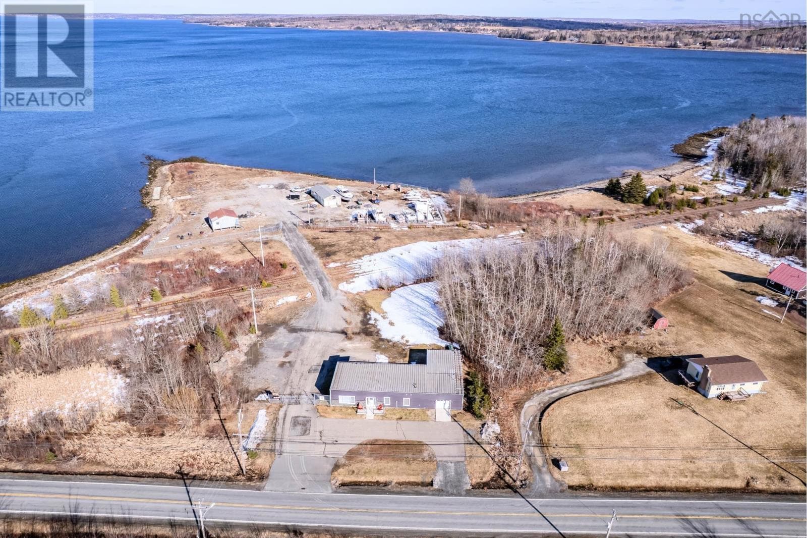 1526 Keltic Drive photo 4