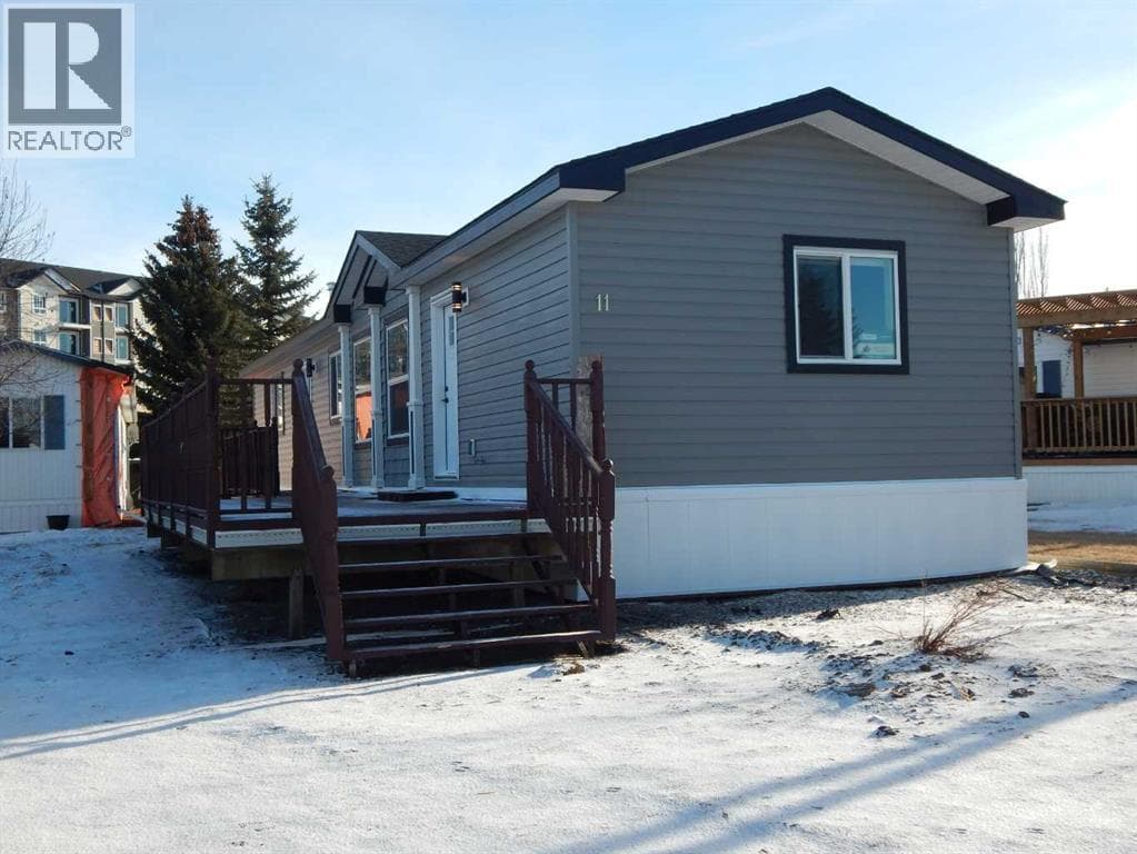 2 bed 2 bath single family at #11, 5210 65 Avenue — $224,000