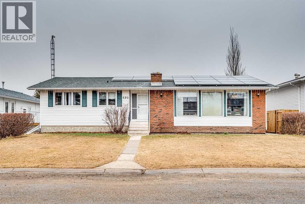 520 8 Street SE photo 2