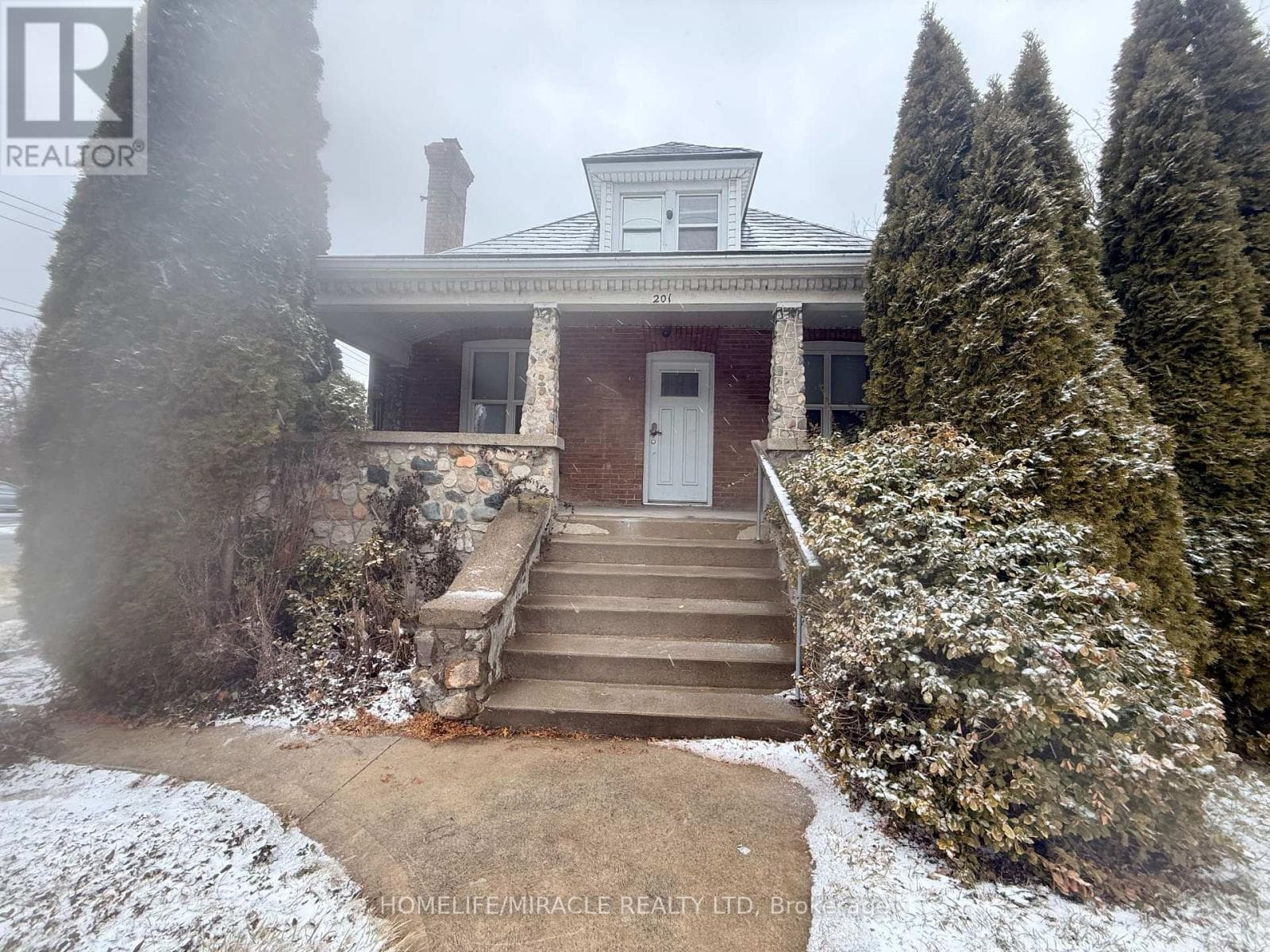 2 bed 3 bath multi-family at 201 GRAND AVENUE — $389,000