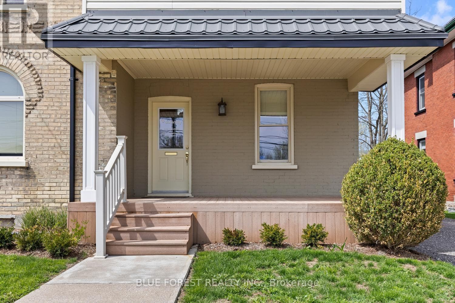 4174 CATHERINE STREET photo 5