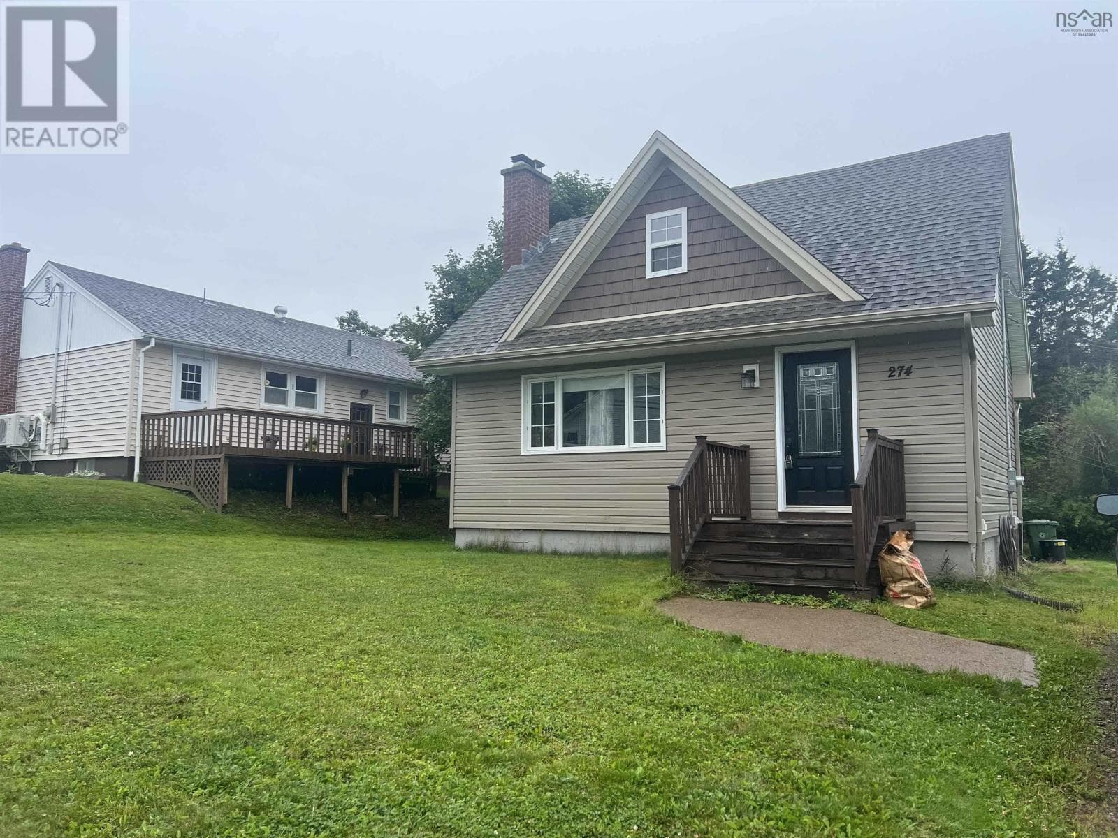 274 Pleasant Street photo 4