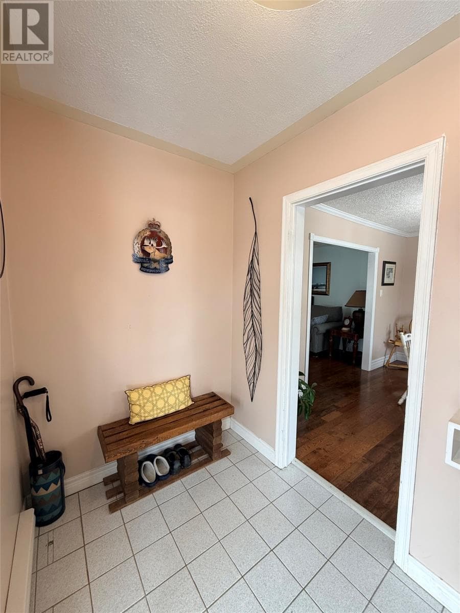 56 Beaumont Avenue photo 5