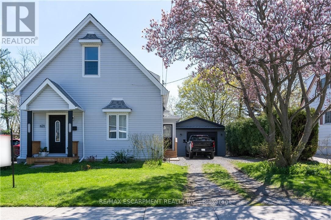 3 bed 2 bath single family at 621 ROSSEAU ROAD — $799,000