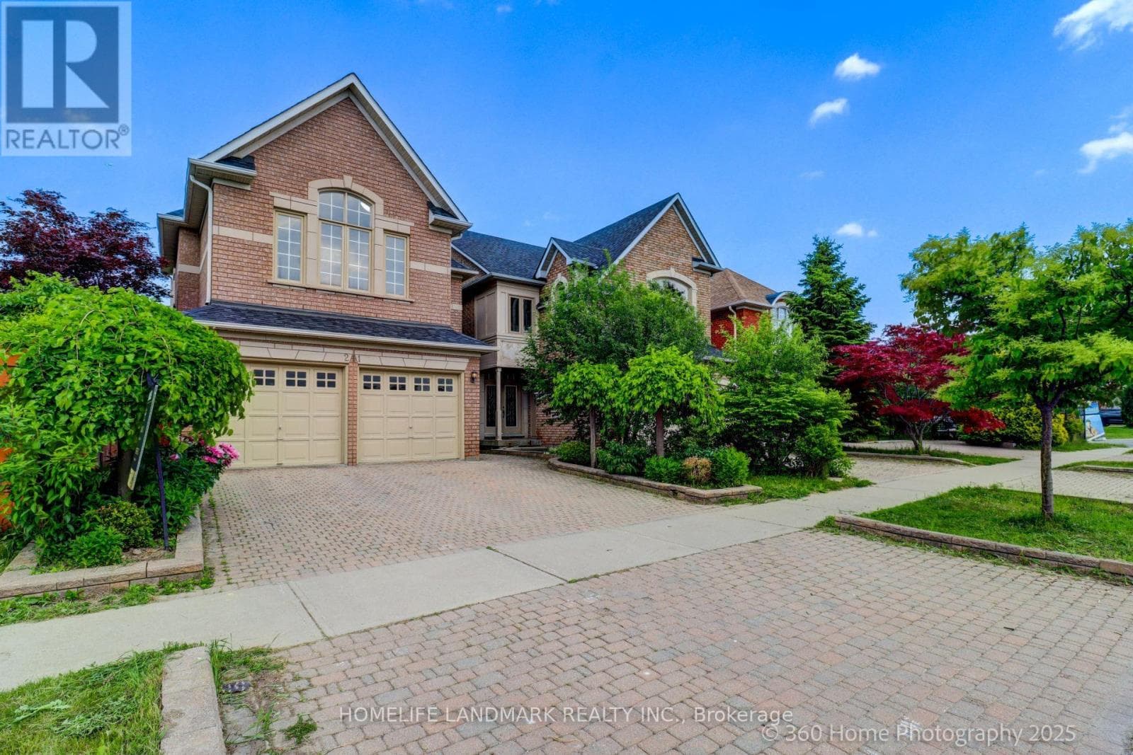 211 FRANK ENDEAN ROAD photo 2