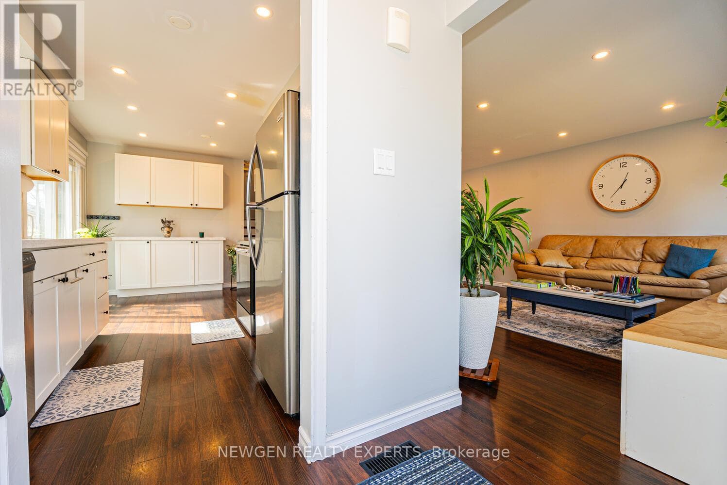 45 GRANGE DRIVE photo 5