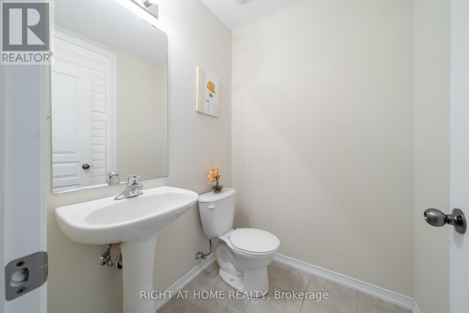148 WHITWELL WAY photo 5
