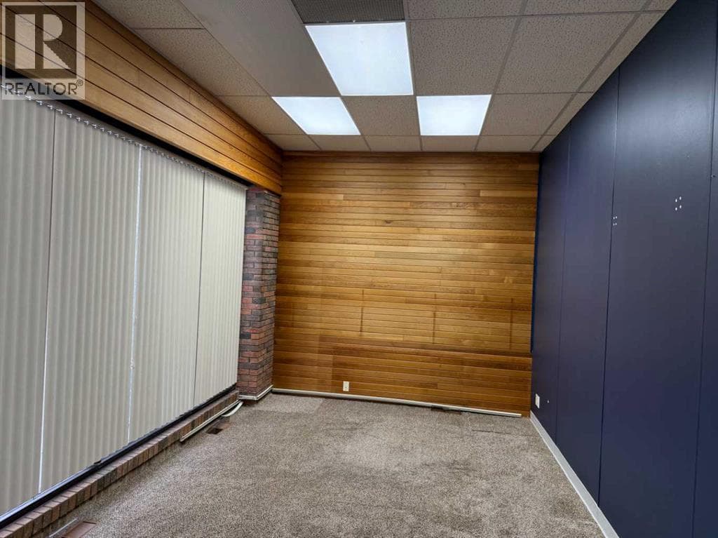 16, 5125 50 Avenue photo 5
