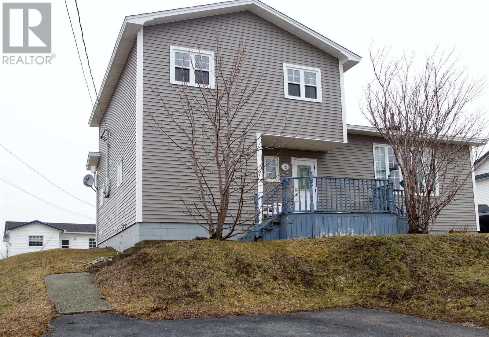 122-122A Coster Street photo 2
