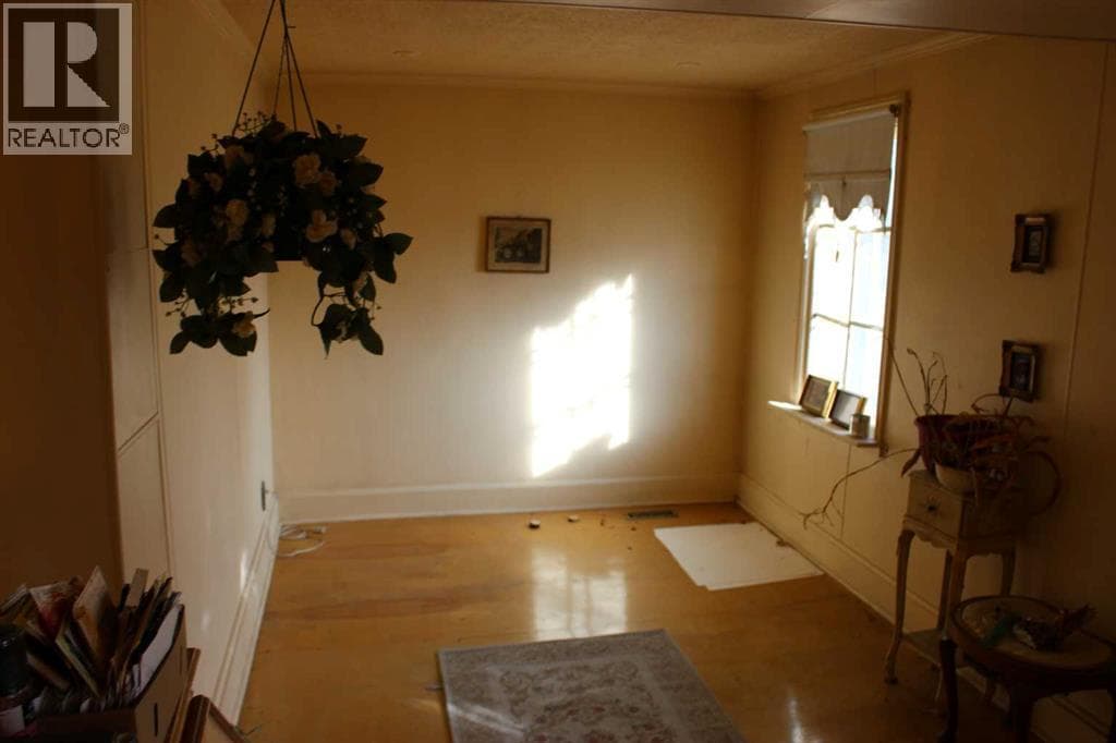118 Jamieson Avenue photo 4