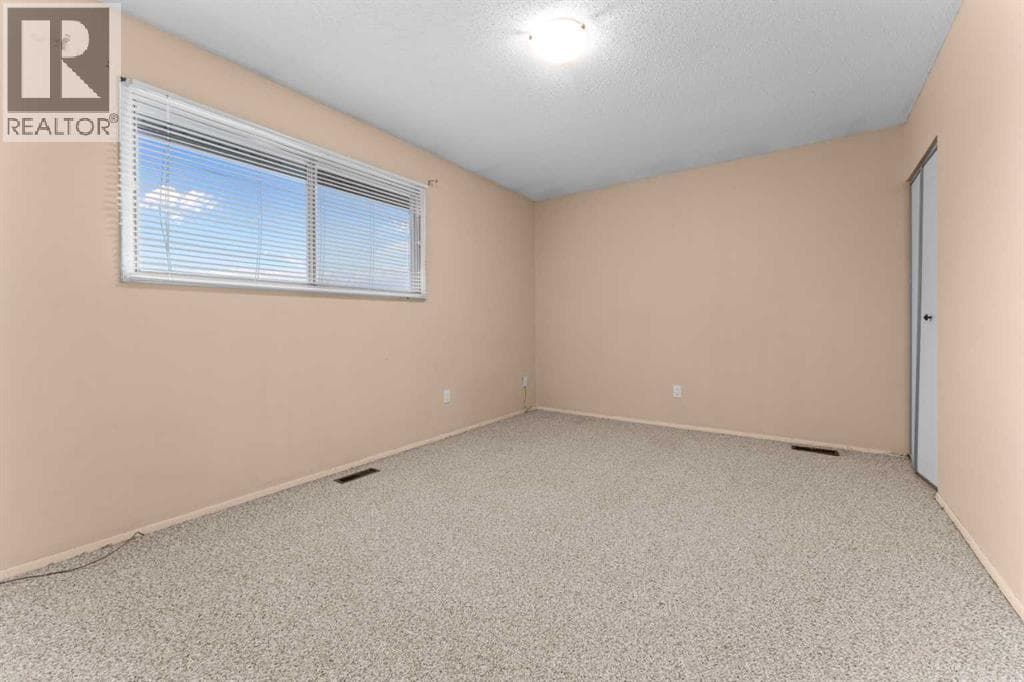 1202, 2200 Woodview Drive SW photo 5