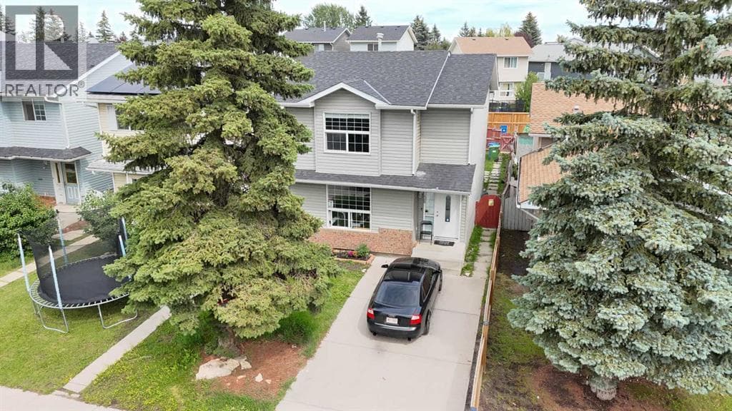 4 bed 2 bath single family at 136 Martindale Drive NE — $494,900