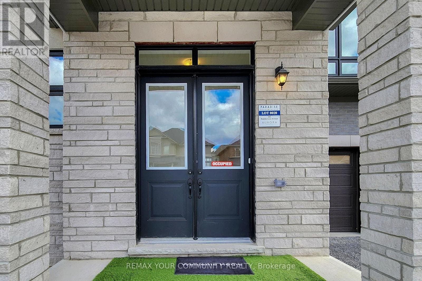 105 HALLDORSON AVENUE photo 2