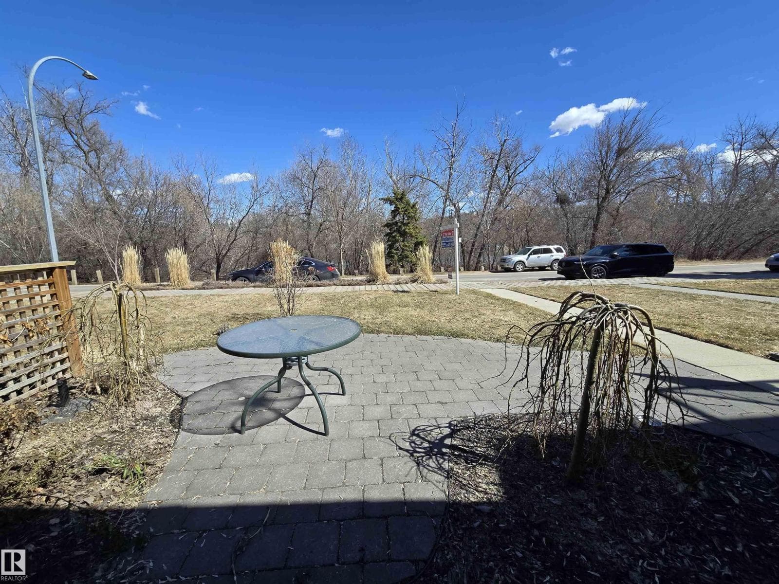 10282 87 ST NW photo 2