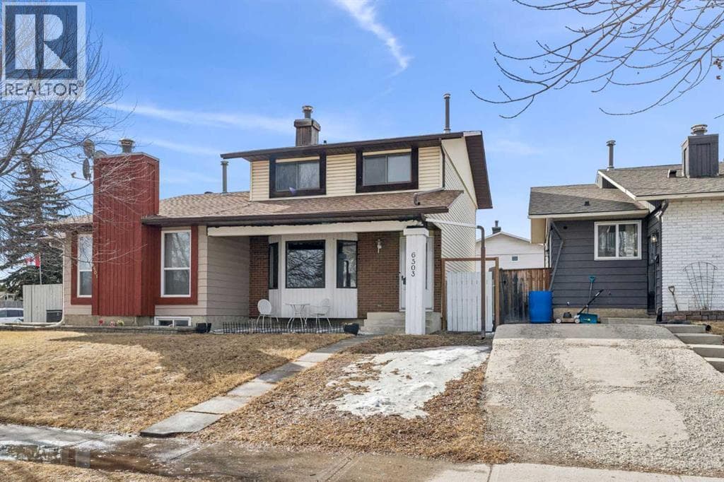 6503 Rundlehorn Drive NE photo 2