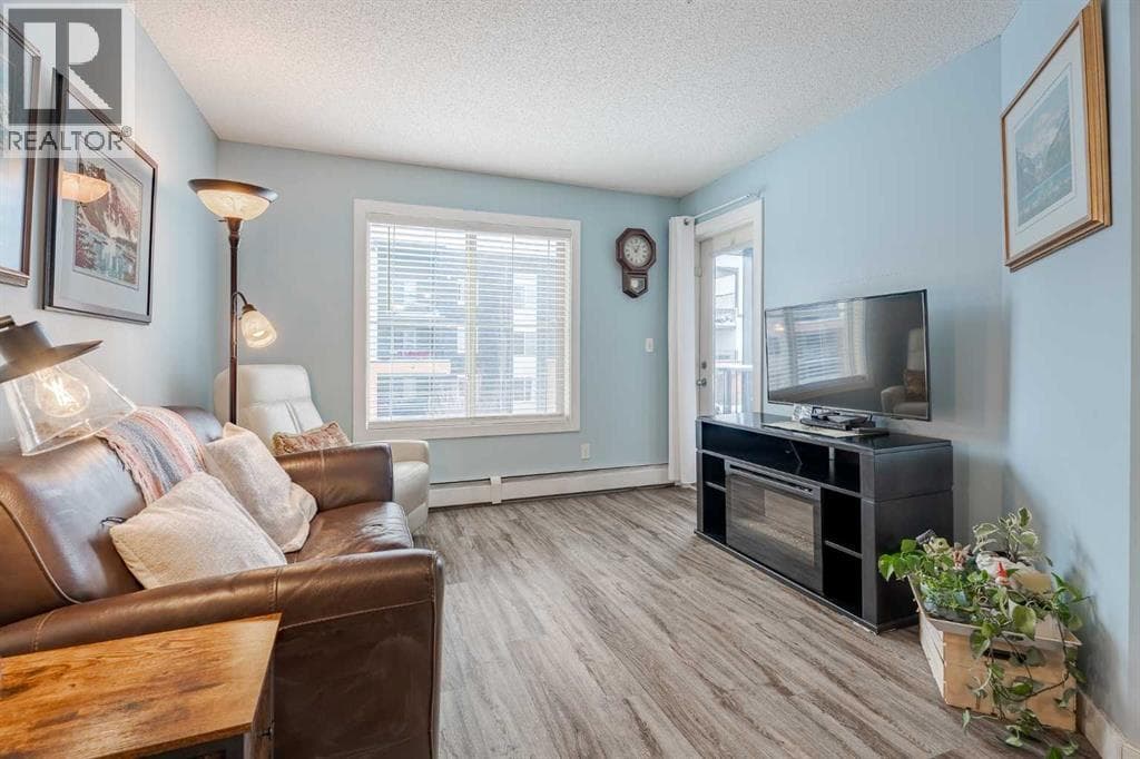 311, 2715 12 Avenue SE photo 4