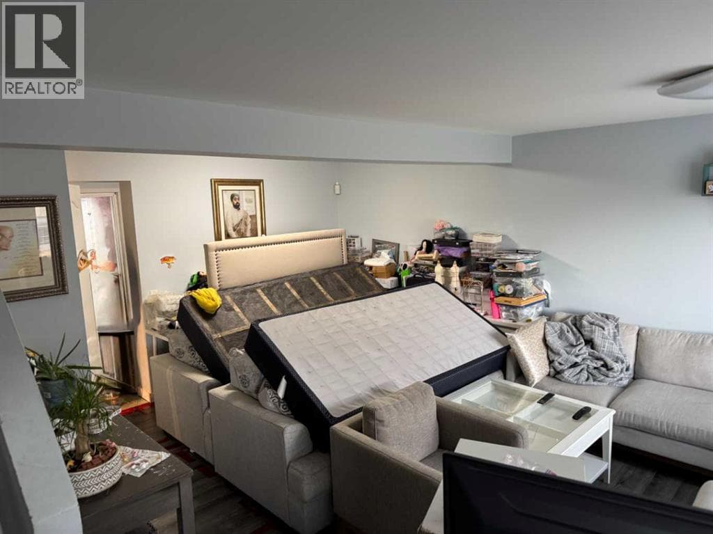 371 Falshire Drive NE photo 4