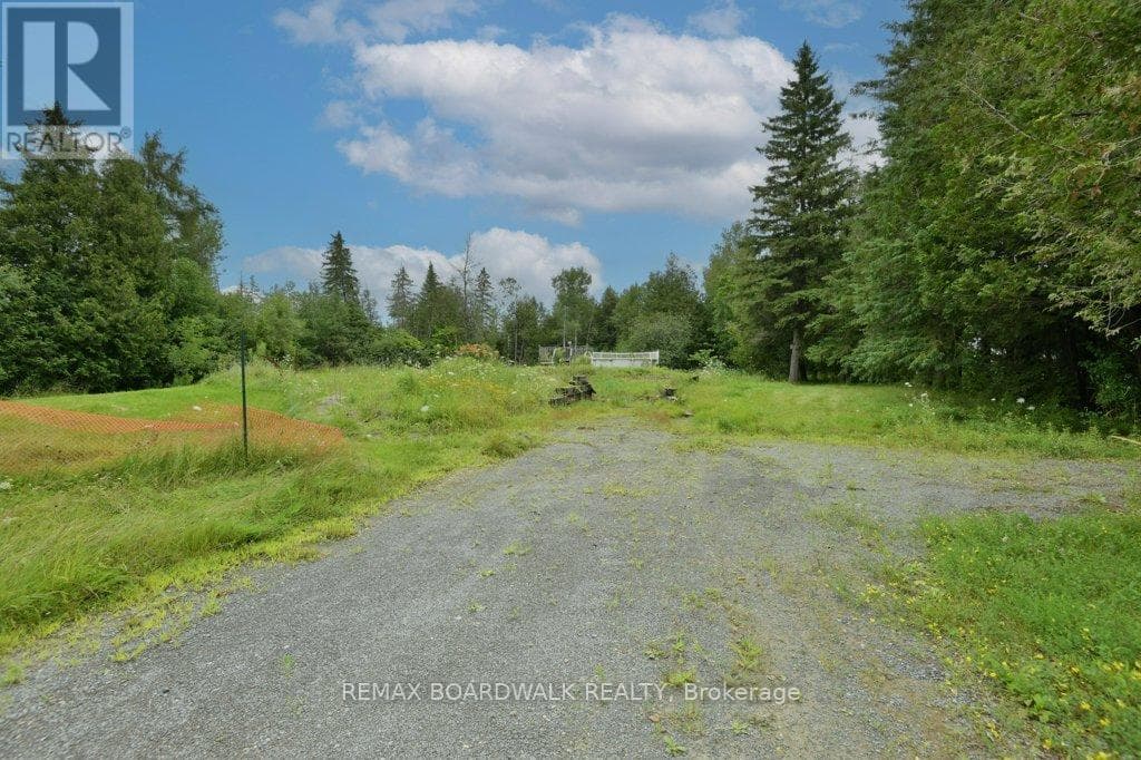 286 BRUNTON SIDE ROAD photo 5